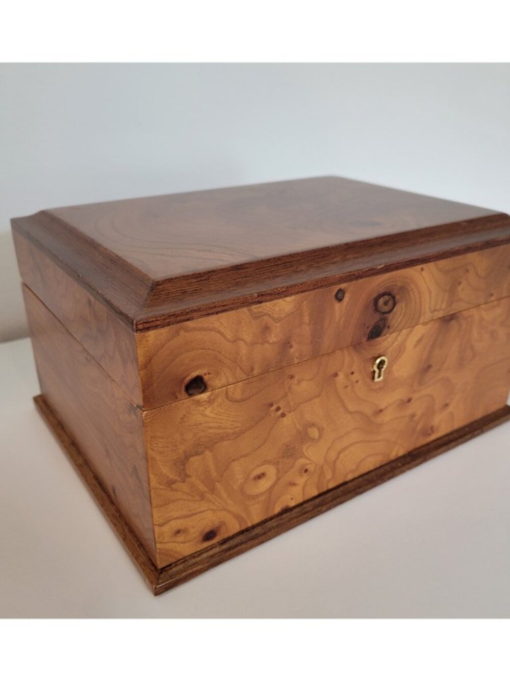 Agresti Vintage Luxury Jewelry Box Handcrafted of Briarwood in Florence, Italy - Picture 2 of 16